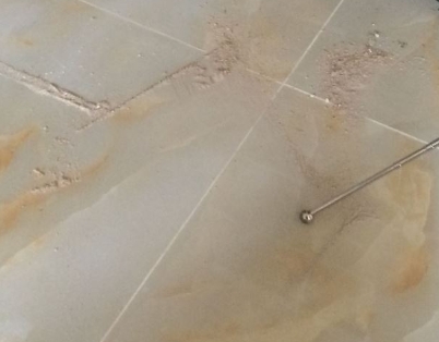泸县瓷砖空鼓维修公司分享粘合剂选择不当在瓷砖铺贴过程中可能导致以下问题